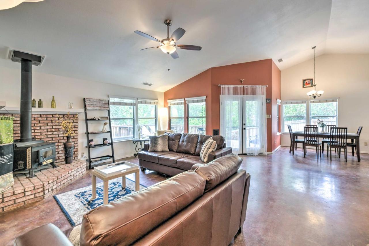 Charming Home Less Than 10 Mi To Sequoia Natl Park! 쓰리리버스 외부 사진