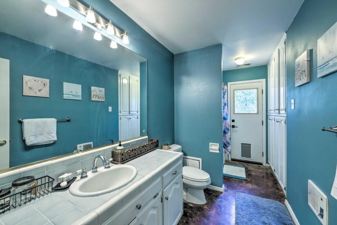 Charming Home Less Than 10 Mi To Sequoia Natl Park! 쓰리리버스 외부 사진